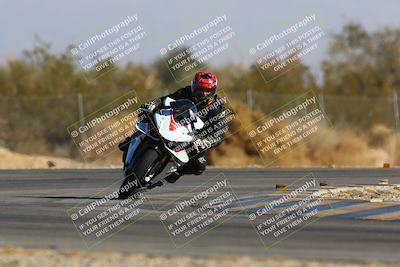 media/Jan-14-2024-SoCal Trackdays (Sun) [[2e55ec21a6]]/Turn 2 (1025am)/